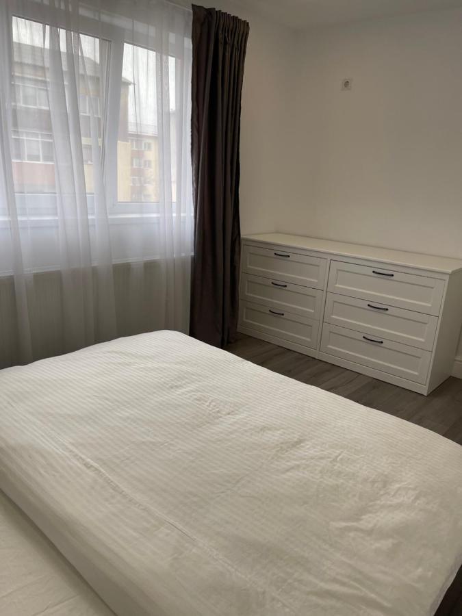 Apartament Emma Targoviste Eksteriør bilde
